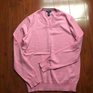 Gap sweater